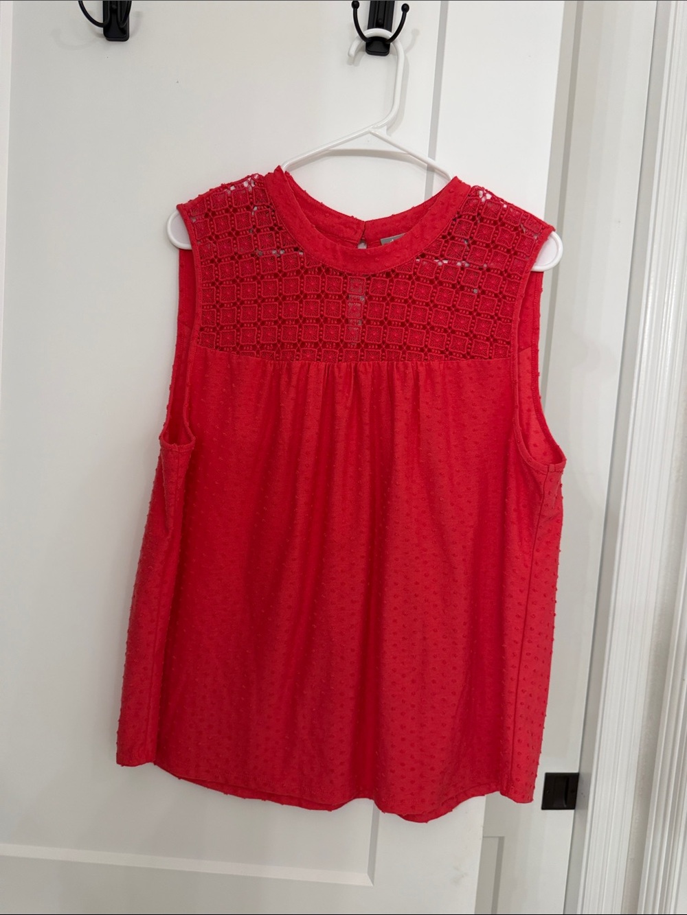 Daniel Rainn Red Sleeveless Eyelet Yoke Blouse